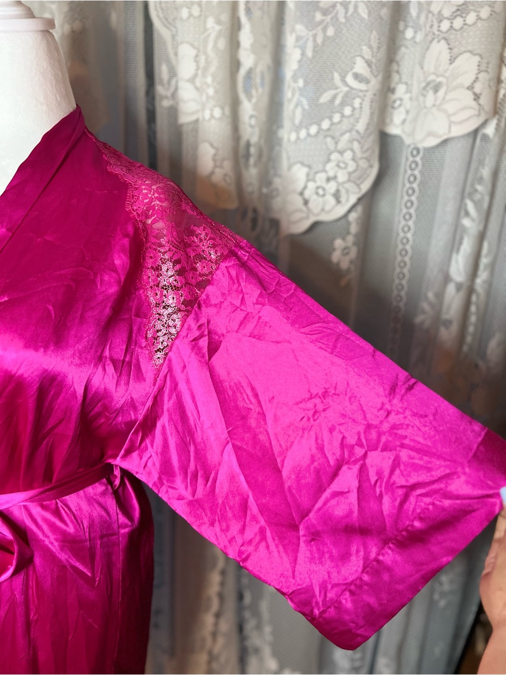 Victoria's Secret Hot Pink Satin Lace-Trim Robe XS - Picture 3 of 6